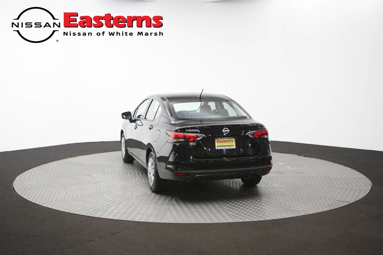 Used 2025 Nissan Versa S FWD image 64