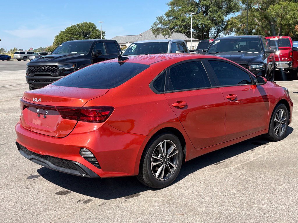 Used 2023 Kia Forte LXS FWD image 8