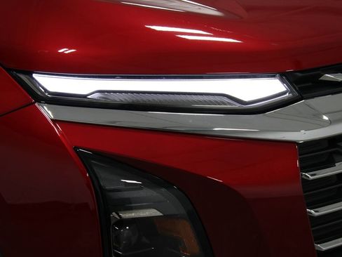 New 2026 Chevrolet Equinox LT w/ Convenience Package II image 12