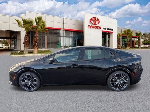 New 2026 Toyota Prius XLE image 8