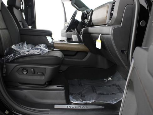 New 2026 Chevrolet Silverado 2500 High Country w/ Midnight Edition AWD/4WD image 23