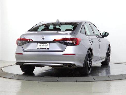 Used 2022 Honda Civic Sport image 8