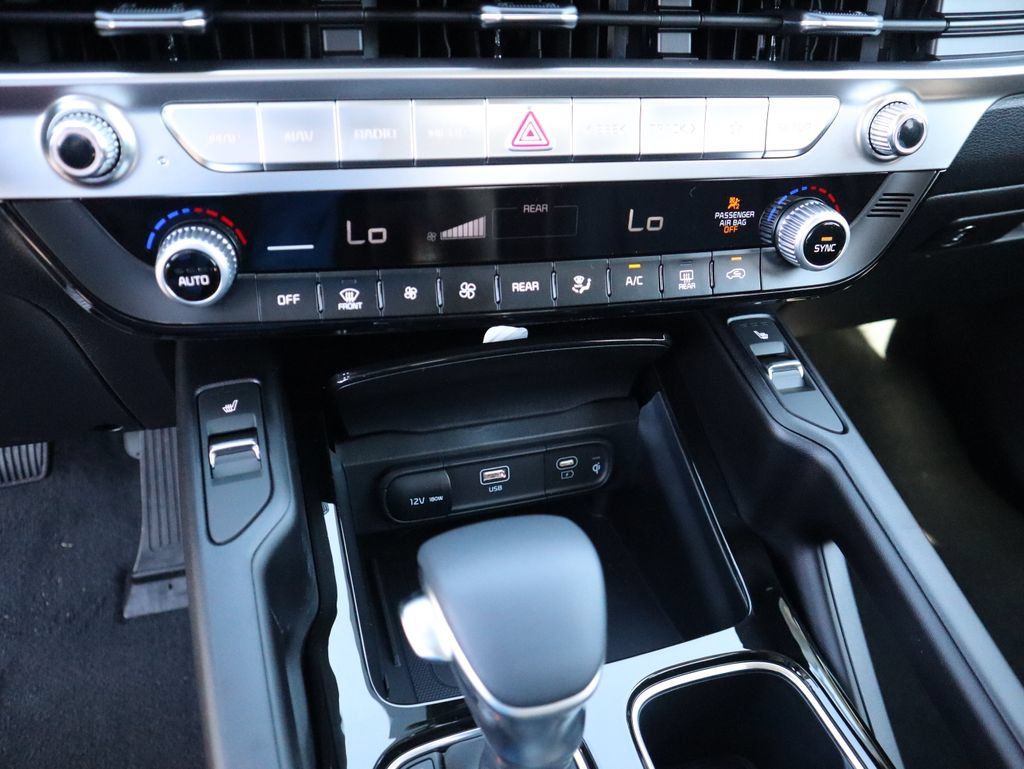 New 2025 Kia Telluride S FWD image 40
