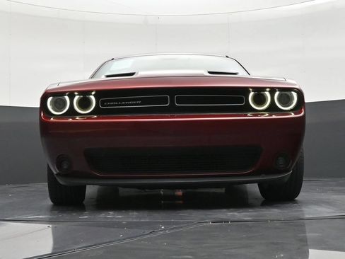 Used 2018 Dodge Challenger SXT Plus RWD image 27