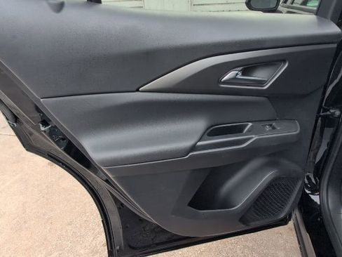 New 2026 Chevrolet Equinox EV LT image 9