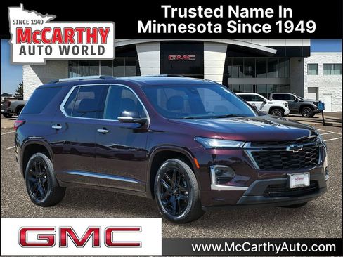 Used 2022 Chevrolet Traverse Premier w/ LPO, Blackout Package AWD/4WD image 1
