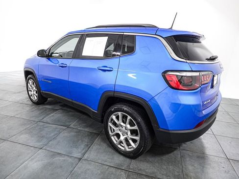 Used 2022 Jeep Compass Latitude AWD/4WD image 4