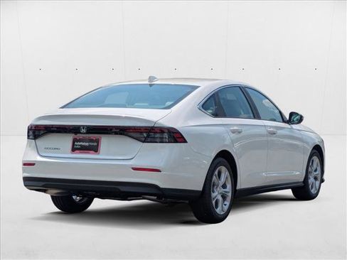 New 2025 Honda Accord LX image 2