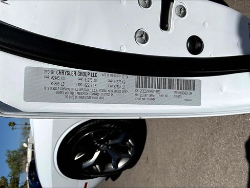 Used 2015 Dodge Challenger R/T w/ Quick Order Package 22B R/T image 31