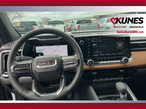 New 2026 GMC Canyon AT4 image 15