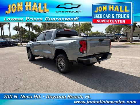 Used 2024 Chevrolet Colorado LT RWD image 8