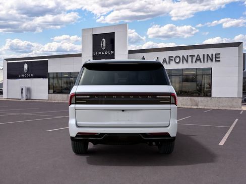 New 2027 Lincoln Navigator Black Label AWD/4WD image 7