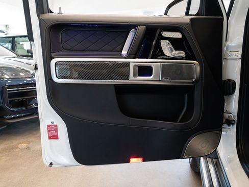 Used 2024 Mercedes-Benz G 63 AMG 4MATIC image 17