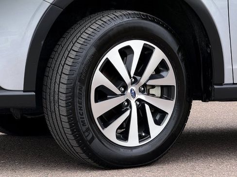 Used 2022 Subaru Outback Premium image 27