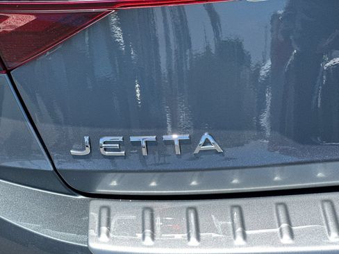 Used 2023 Volkswagen Jetta S FWD image 25