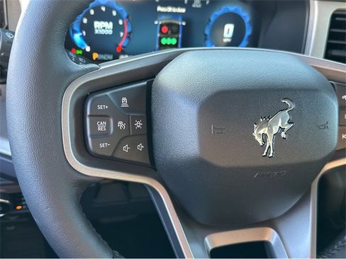 New 2025 Ford Bronco Outer Banks w/ Sasquatch Package image 25