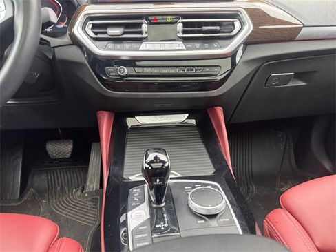 Used 2024 BMW X4 xDrive30i w/ Parking Assistance Package image 10