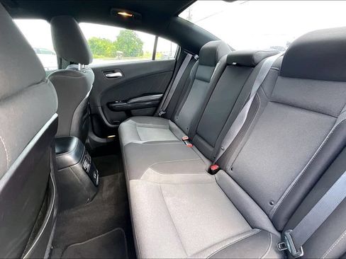 Used 2019 Dodge Charger SXT w/ Blacktop Package RWD image 19