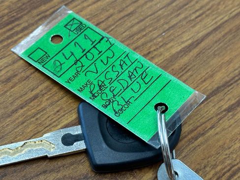 Used 2017 Volkswagen Passat 1.8T R-Line w/ R-Line Lighting Package image 51