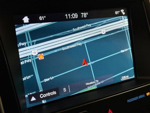 Used 2019 Ford Explorer Limited image 45