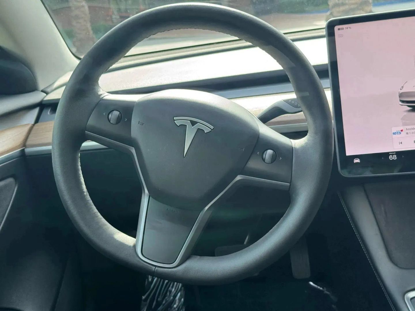 Used 2023 Tesla Model 3 Standard Range RWD image 17