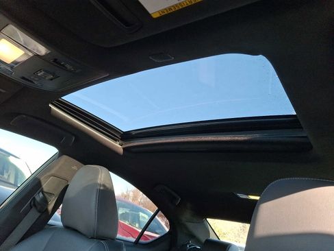 Used 2023 Lexus IS 350 F Sport image 11