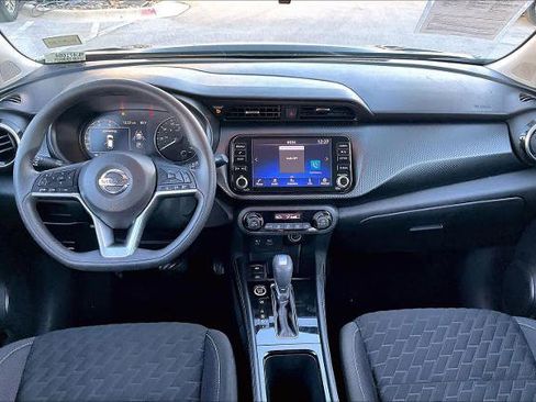Certified 2021 Nissan Kicks SV image 14