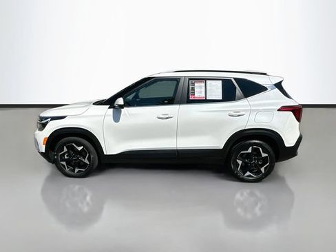 Used 2024 Kia Seltos EX AWD/4WD image 9