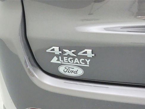 Used 2022 Jeep Compass Limited image 30