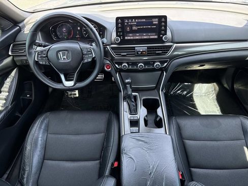 Used 2018 Honda Accord Sport image 20