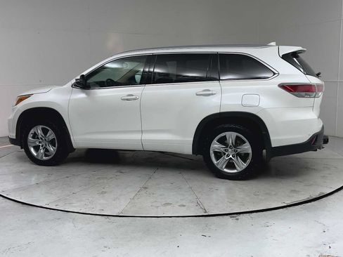 Used 2014 Toyota Highlander Limited Platinum AWD/4WD image 4