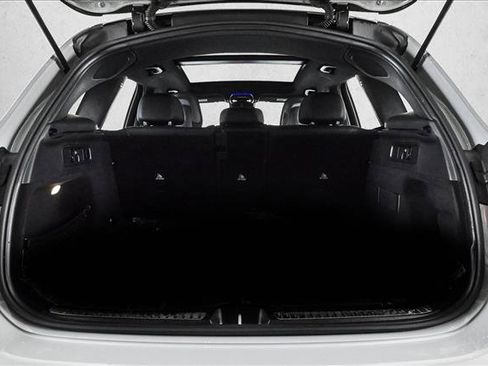 Certified 2025 Mercedes-Benz GLC 43 AMG 4MATIC image 6