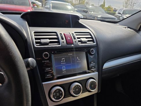 Used 2017 Subaru Crosstrek 2.0i Premium image 17