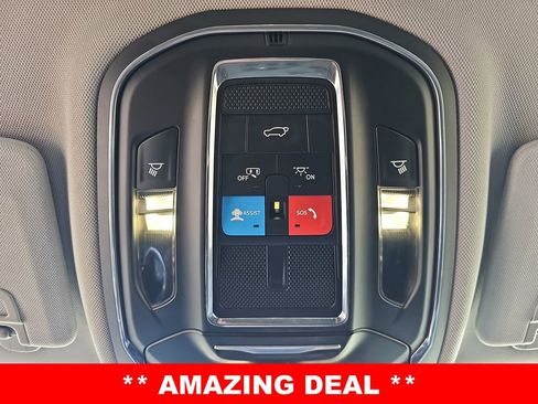 Used 2023 Jeep Grand Cherokee Limited image 32