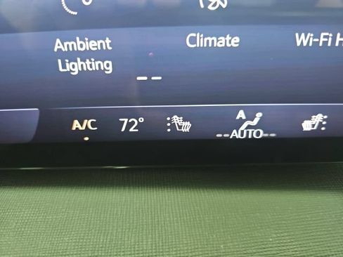 Used 2026 Buick Enclave Preferred FWD image 27
