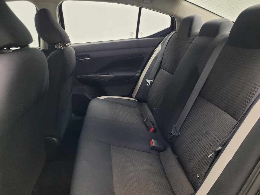Used 2021 Nissan Versa SV FWD image 18