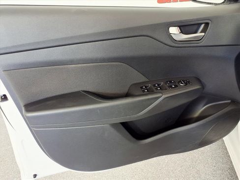 Used 2020 Hyundai Accent SE image 15