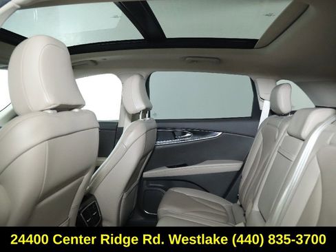 Used 2022 Lincoln Nautilus Reserve image 15