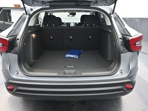 New 2026 Chevrolet Trax LS w/ LS Convenience Package image 8