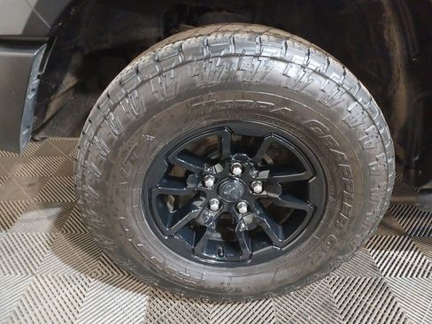 Used 2018 RAM 1500 Rebel w/ Luxury Group image 19