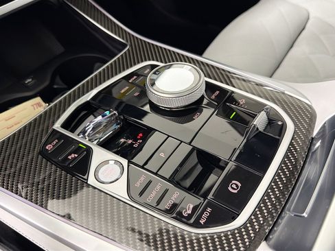 New 2026 BMW X5 M60i image 16