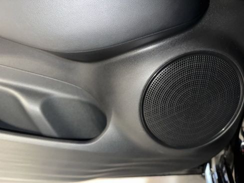 Used 2023 Honda HR-V LX image 21