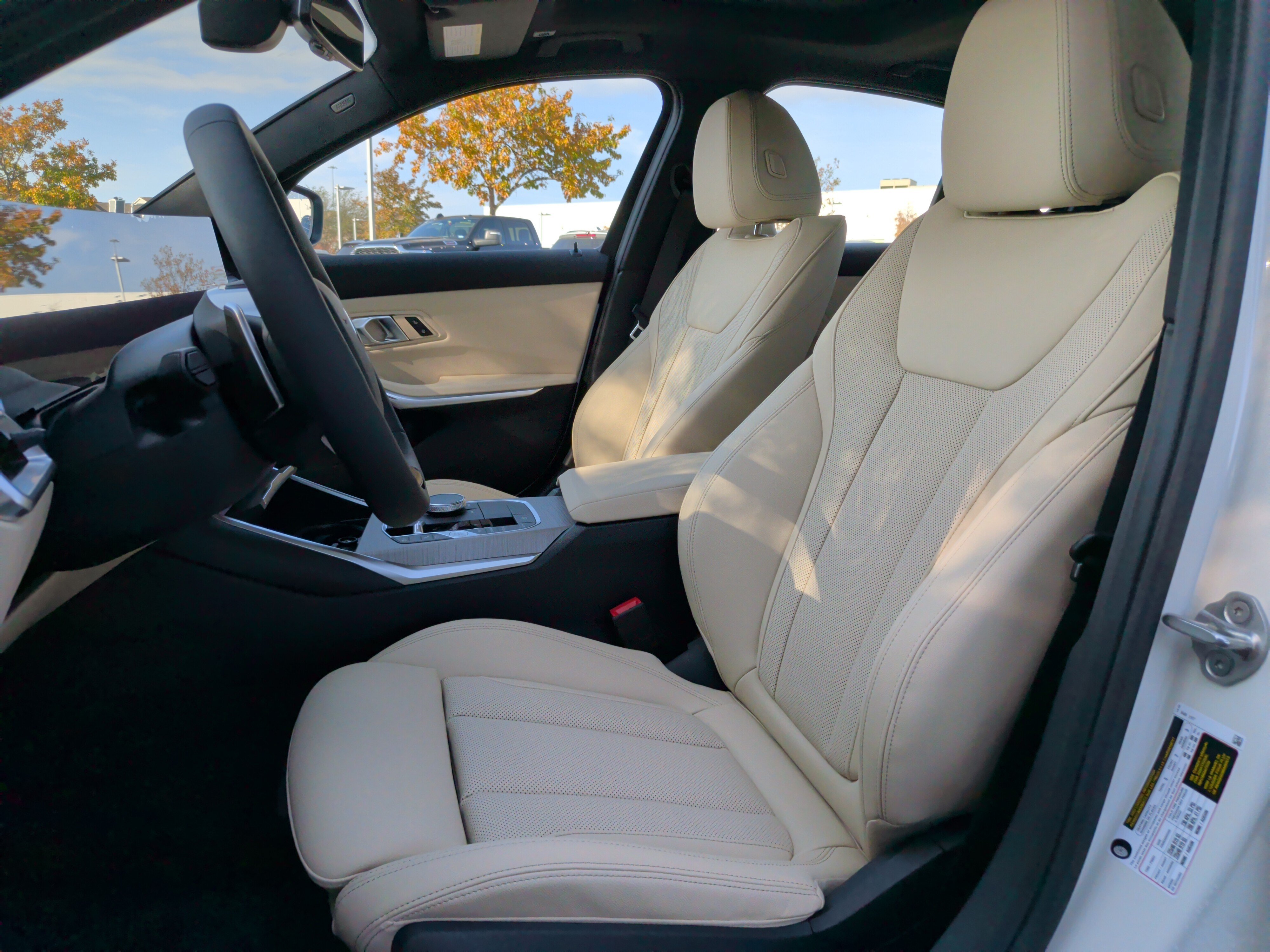Certified 2026 BMW 330i Sedan w/ Premium Package RWD image 14