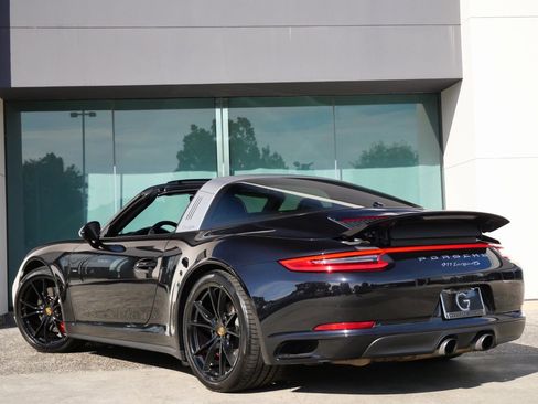 Used 2017 Porsche 911 Targa 4S image 9