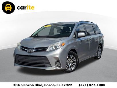 Used 2018 Toyota Sienna XLE w/ XLE Navigation Package