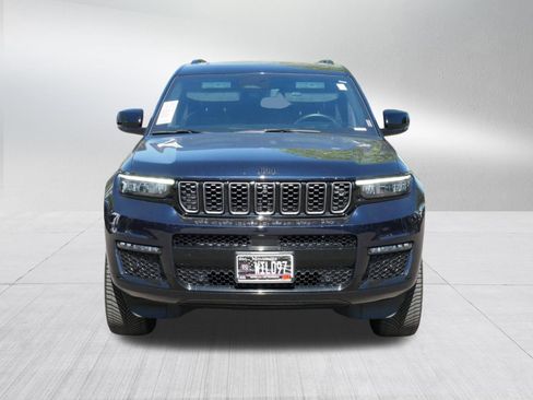 Used 2023 Jeep Grand Cherokee L Summit AWD/4WD image 2