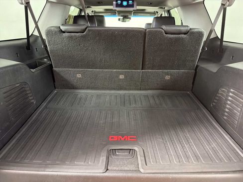 Used 2019 GMC Yukon XL Denali w/ Open Road Package AWD/4WD image 17