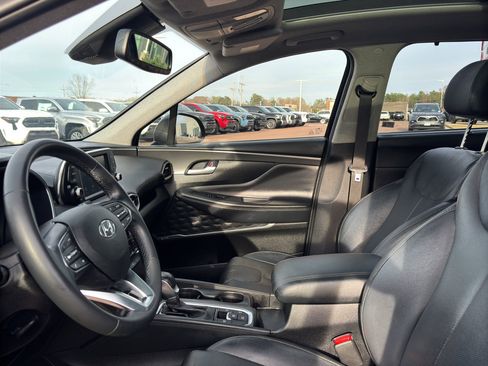 Used 2020 Hyundai Santa Fe SEL w/ Convenience + Premium Package image 10
