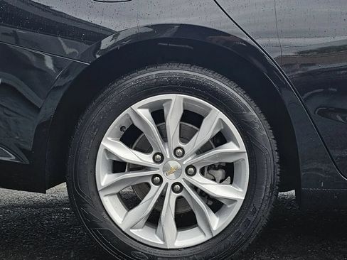 Used 2025 Chevrolet Malibu LT FWD image 6