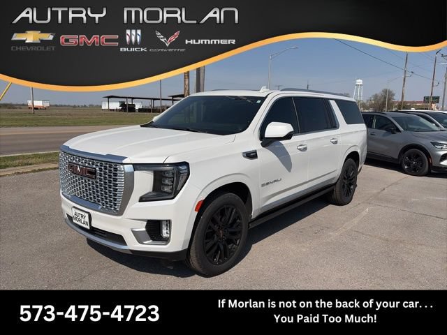 Used 2023 GMC Yukon XL Denali AWD/4WD image 1